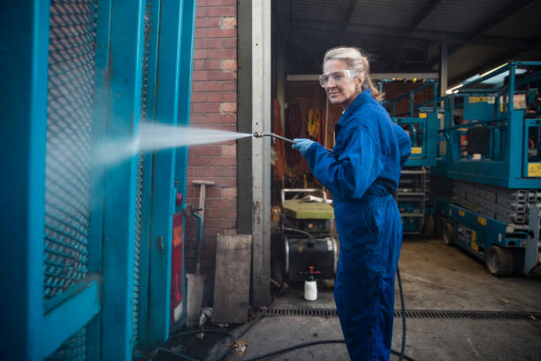 Best Commercial Pressure Washing  in Queens Gate, PA
